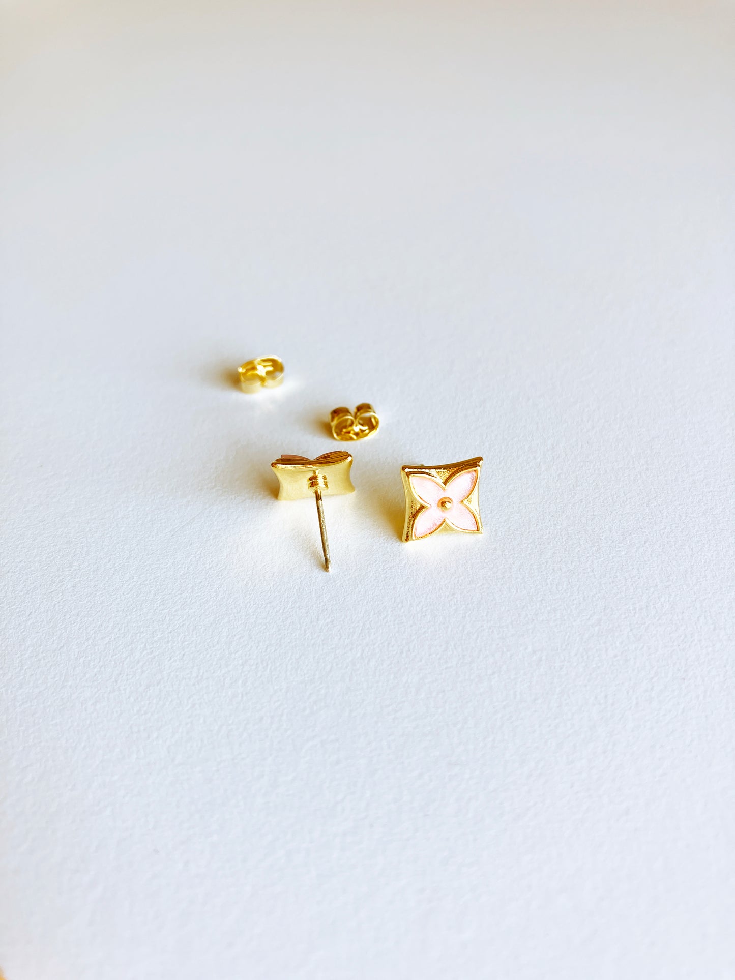 Pink Mother of Pearl Starflower Earrings