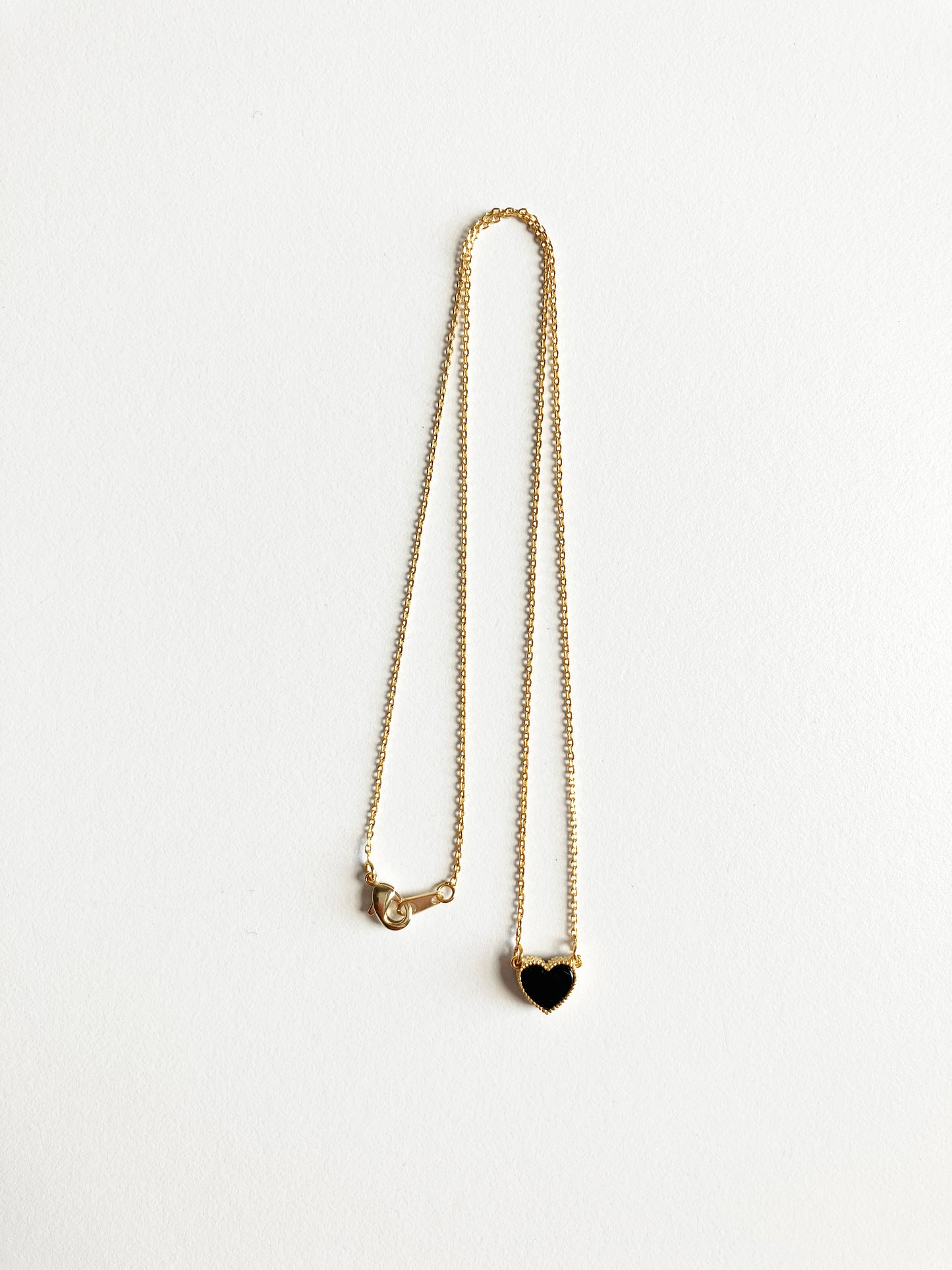Onyx Sweetheart Necklace in Gold